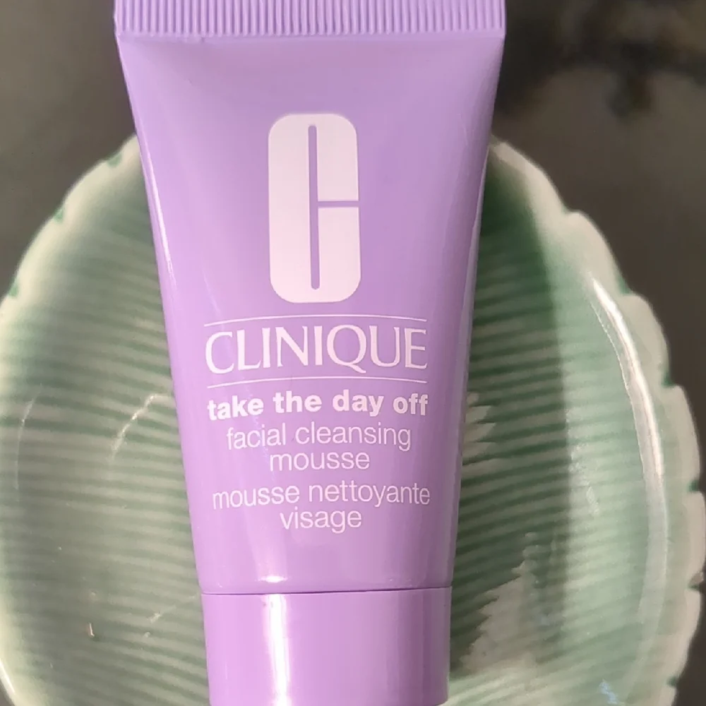Facial Cleansing Mousse